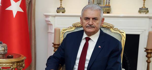 Turgut Özal, ülke ve millet olarak kendimize güvenmemizi sağlayan öncü bir şahsiyetti